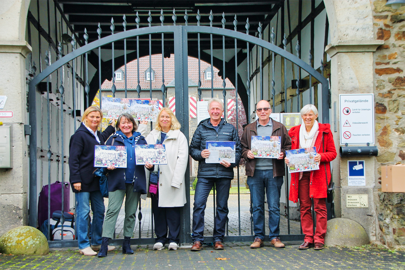 Unser diesjähriger Adventskalender wurde nun vor Ort, nämlich vor der Fachklinik Gut Zissendorf vorgestellt.