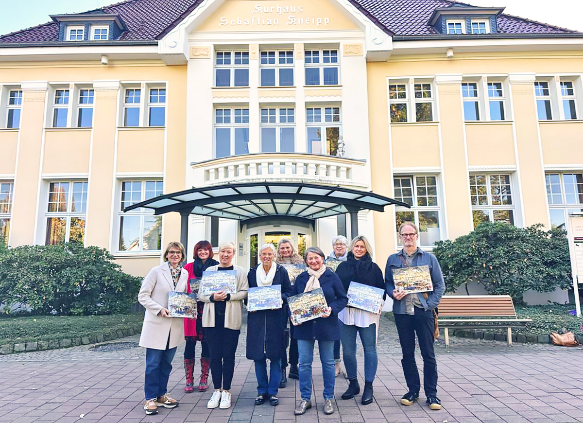 Von links nach rechts: Ursula Yogeshwar, Eva Busse, Nicola Just, Barbara Behr, Martina Wirtz, Andrea Hoppen-Weiss, Elke Lichtenberg, Kathrin Müller, Jürgen Novotny